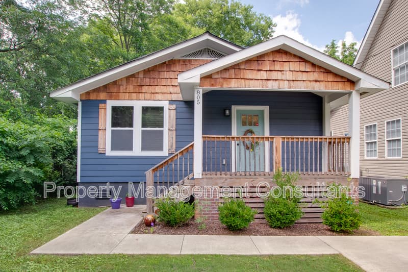Craftsman bungalow managed by Property Management Consultants